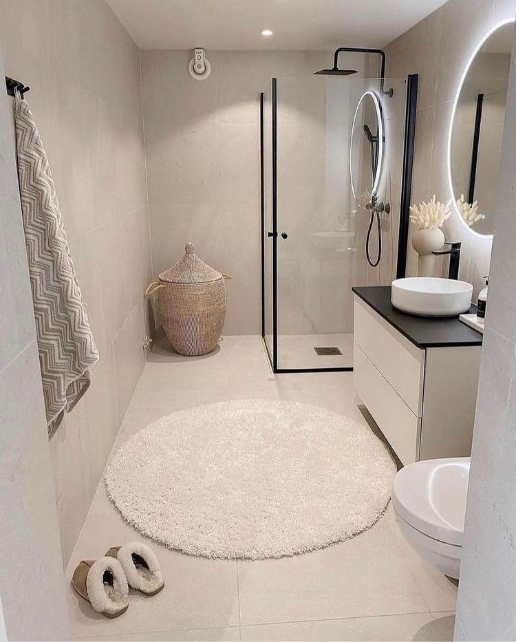 How to Use White Vinegar for Removing Carpet Stains